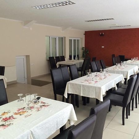 Pensiunea Valea Frumoasei Şugag Exterior foto