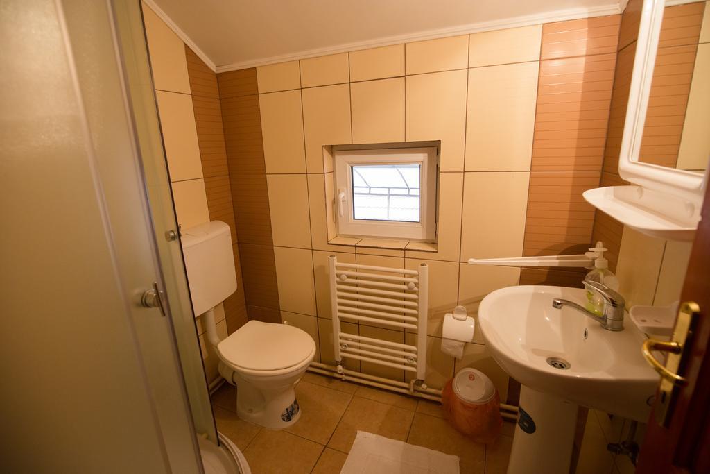 Pensiunea Valea Frumoasei Şugag Cameră foto